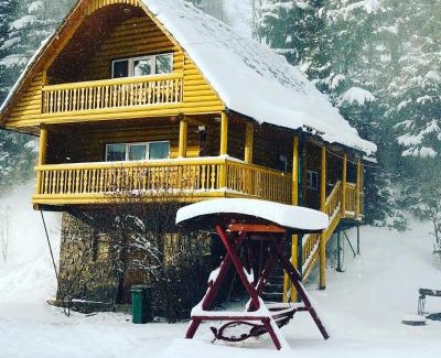 Soymy Apartment | Comfortable Getaway at У Віти котедж 1 - Guest Rated 9.4