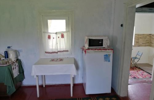 Rudka House | Explore У Катерини: Pet-Friendly with Breakfast Included