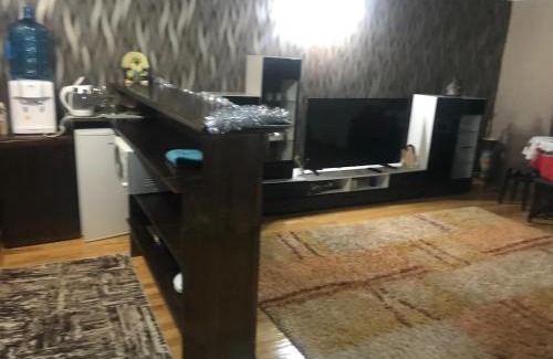 Huklyvyi Apartment | Discover У Люби: Top-Rated Stay with Hot Tub & Breakfast