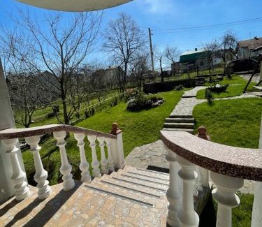 Truskavets Apartment | Pet-Friendly у Михайла: Guest Rated 10/10 with Breakfast