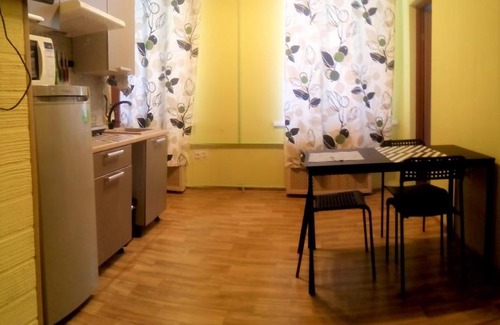 Tsentralny Apartment | Pet-Friendly Escape at У Фонтанного Дома - Rated 9/10