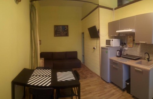 Tsentralny Apartment | Pet-Friendly Escape at У Фонтанного Дома - Rated 9/10