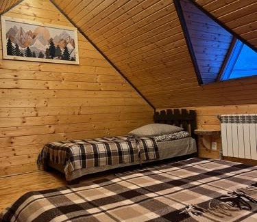 Synevyrska Polyana House | Family-Friendly Retreat at Файна хата - 10/10 Rated Stay