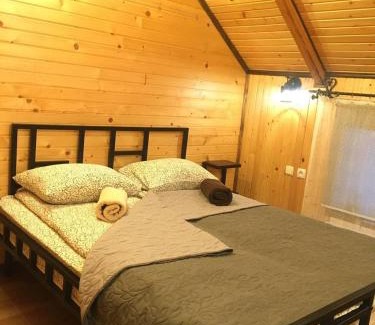 Mykulychyn House | Family-Friendly Retreat at Файно Є - Rated 9.7/10!