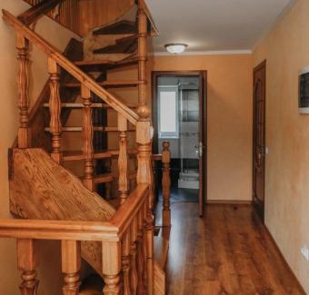Yaremche House | Unforgettable Stay at Фенікс: Guest Rated 9.7 with Ocean View