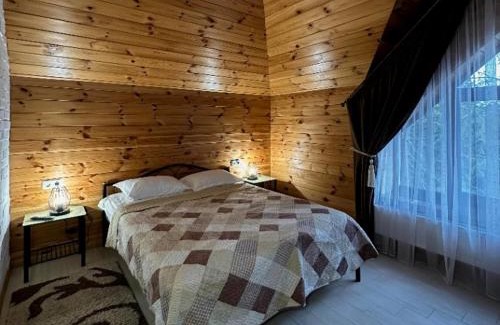 Skhidnytsya Apartment | Experience Феєрія Лісу: Pet-Friendly Oceanfront Retreat