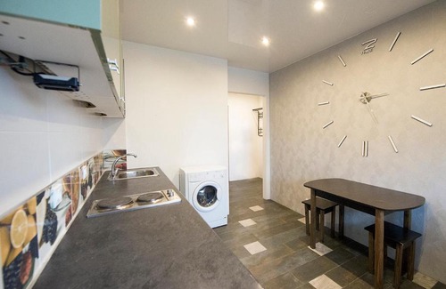 Vologda Apartment | Pet-Friendly Stay at Флагман 3 for Budget Travelers