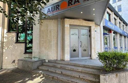 Haskovo Hotel | Eco-Friendly Retreat at Hotel AВРОРА with Hot Tub Access