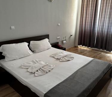 Kostenets Hotel | Discover Hotels in Kostenets, Bulgaria with Pool & Hot Tub