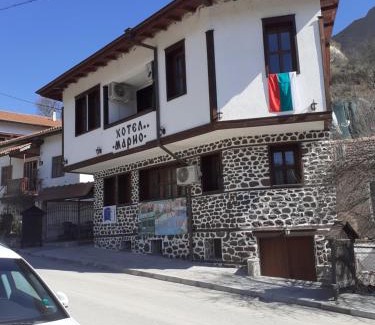 Melnik Hotel | Family-Friendly Hotel Mario with Oceanfront Pool Access