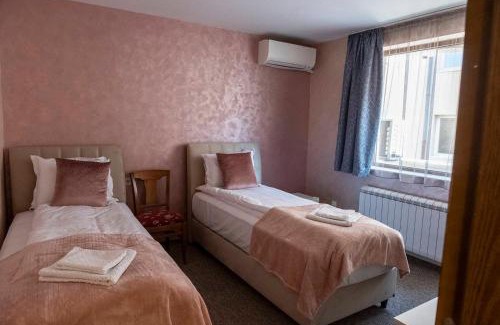 Yambol Hotel | Top-Rated Hotel Milenium: Family-Friendly with Breakfast