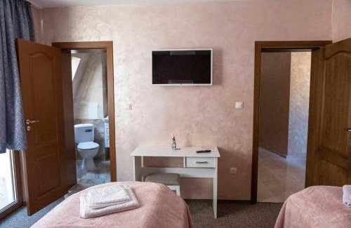 Yambol Hotel | Top-Rated Hotel Milenium: Family-Friendly with Breakfast
