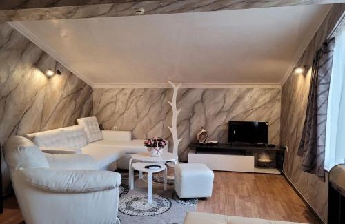 Gurkovo Hotel | Discover Paradise at Хотел “Райски кът” – Rated 9/10!