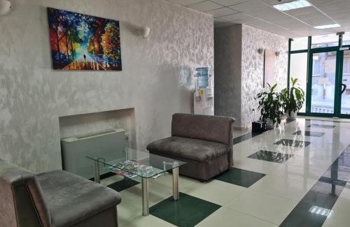 Haskovo Hotel | Discover Family-Friendly Comfort at Хотел Тракия