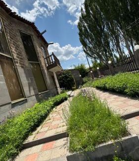 Martuni Hotel | Цар