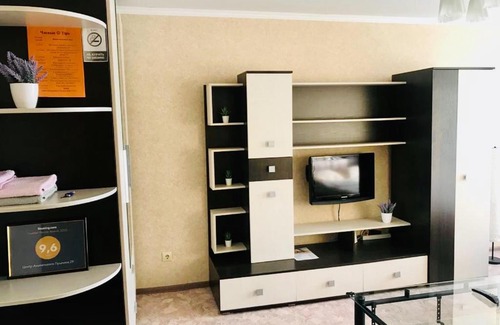 Almetyevsk Apartment | Pet-Friendly Hotel in Альметьевск with Hot Tub & Breakfast