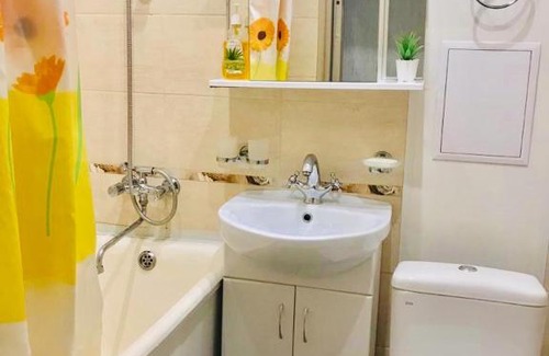 Almetyevsk Apartment | Pet-Friendly Hotel in Альметьевск with Hot Tub & Breakfast