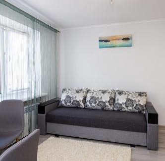 Ternopil Apartment | Convenient Center Location with Breakfast & Family Amenities