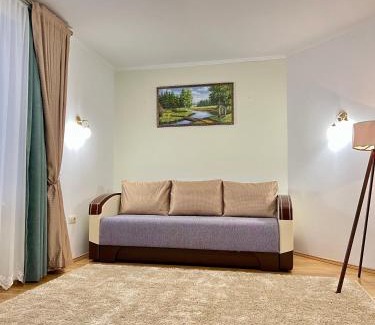 Ternopil Apartment | Cozy Center Near Lake Nalyvaika with Breakfast Included