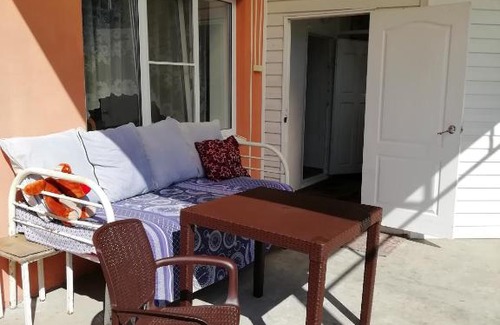 Taganrog House | Prime Location, 5 Minutes to the Sea - Guest Rated 9/10