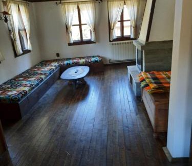 Koprivshtitsa House | Charming Cholakova House: Family & Pet-Friendly Retreat