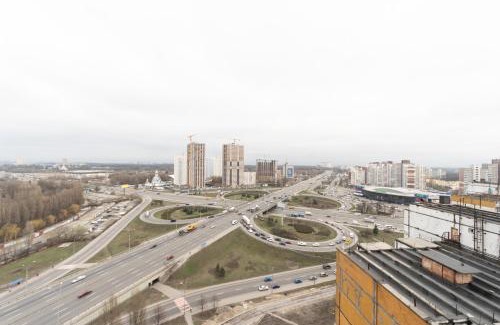 Holosiivskyj Apartment | Elegant 2-Bedroom Apartment in Teremki - Rated 9.1/10