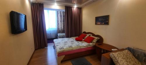Irpin Apartment | Inviting Apartment Near Central Park with Pet-Friendly Amenities