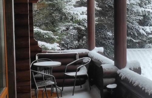 Myhove Cabin | Experience Hospitality at Шаленарозі: Rated 9.7/10