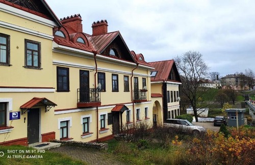 Pskov Old Town Apartment | Elegant Two-Level Apartment by the River with Hot Tub