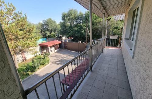 Tuzdybastau House | Шикарный гостевой дом в Алматы