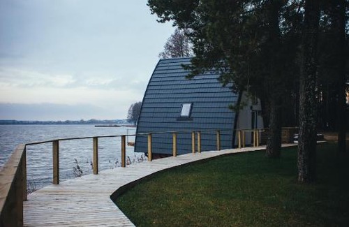 Borovyye Hotel | Delightful Шишки Retreat with Oceanfront and Private Beach