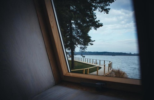 Borovyye Hotel | Delightful Шишки Retreat with Oceanfront and Private Beach
