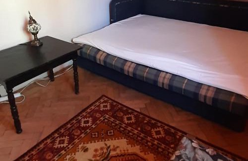 Degtyari Apartment | Budget-Friendly Apartment in Prime City Center Location
