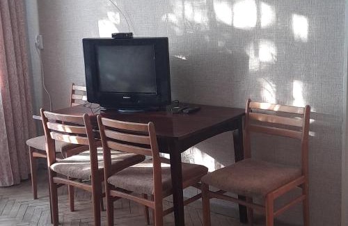 Degtyari Apartment | Budget-Friendly Apartment in Prime City Center Location