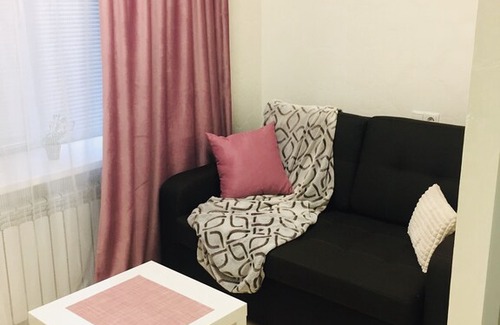 Verkhnie Misto Apartment | Family-Friendly Apartments with Kitchen for Memorable Stays