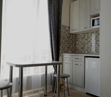 Petrovskoye Apartment | Cozy Studio at ЮЖД with High Guest Rating 9.1/10