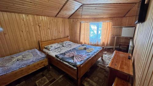 Dragobrat Hotel | Top-Rated Ялинка: Family-Friendly with Pool & Dining