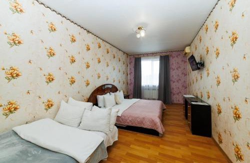 Sukhinovka Apartment | Explore Comfort at Яскраві Квіти Apartments - 24/7 Access