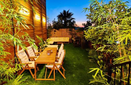 Hazon Villa | Admat Haaretz: Exceptional Oceanfront Stay with Pool Access