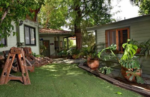 Had Nes Bed & Breakfast | Serene Retreat - Cozy Cabins with Private Hot Tubs & Views
