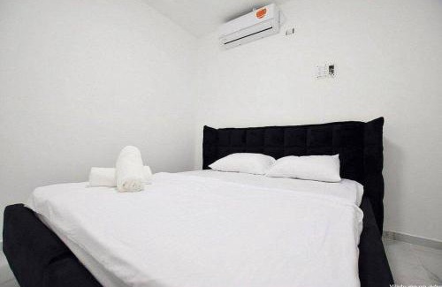 Bror Hayil Villa | Discover אחוזת טוהר בכפר: Family-Friendly Retreats Await