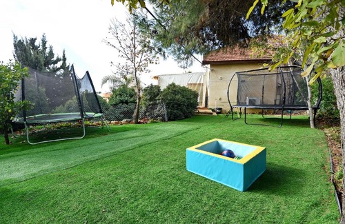 Safed Villa | Discover אחוזת כנען צפת: Family and Pet-Friendly Getaway