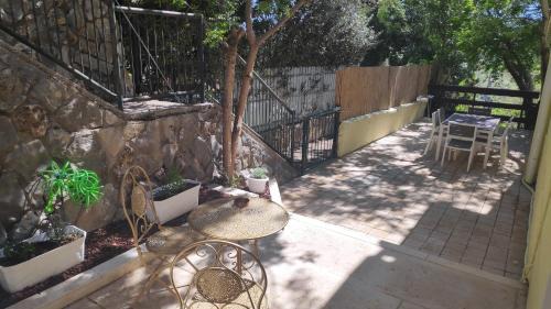 Ma'alot - Tarshiha Apartment | Unique One & Only Hotel: Child-Friendly Getaway, 9.5/10