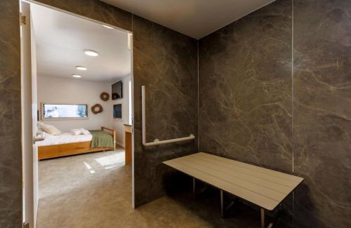 Jerusalem Cabin | Experience Nature at Yaar HaShalom Camping & Hotel