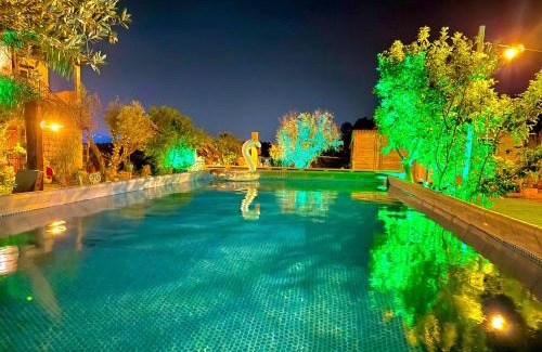 Beit She'arim Hotel | Experience Bliss at בוסתן החורש with Hot Tub Delight