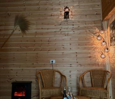 Beit She'arim Hotel | Experience Bliss at בוסתן החורש with Hot Tub Delight