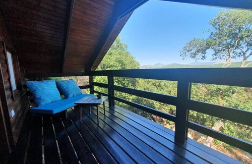 Abirim Ski Chalet | Explore the Nature Retreat at בקתה ביער - אבירים