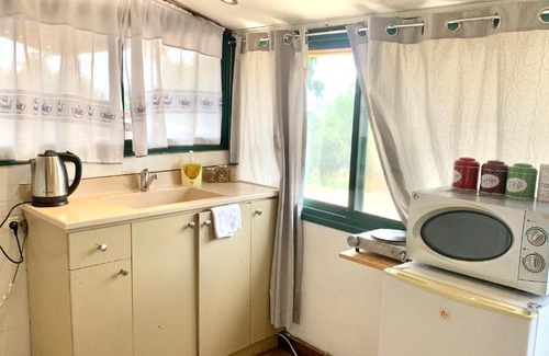 Sha'al Bed & Breakfast | Forest Protector Lodge: Family-Friendly Retreat Awaits