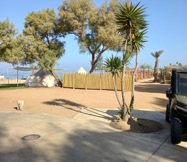 Mateh Asher Apartment | Relaxing Getaway at Dream Place Achziv with Hot Tub