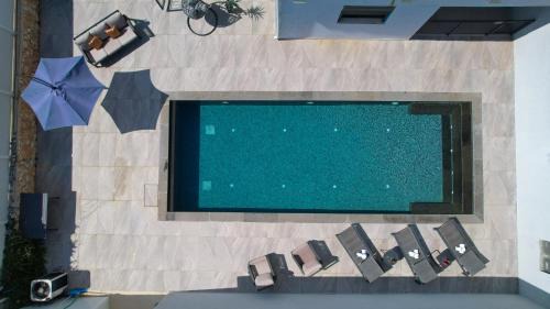Safed Bed & Breakfast | Unforgettable Stay at הבית בלב כנען with Private Pool